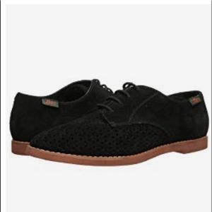 NWB Bass and Co Elle-1 black suede oxfords sz 7